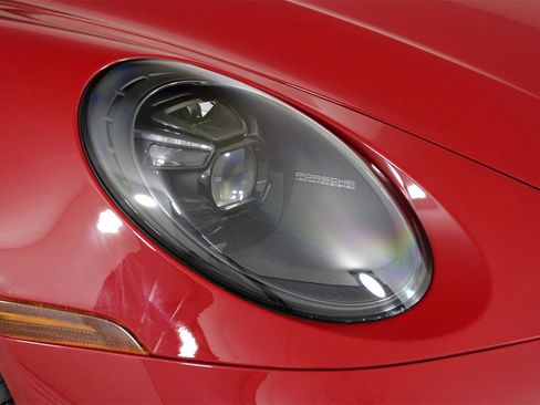 Used 2024 Porsche 911 Carrera GTS image 27