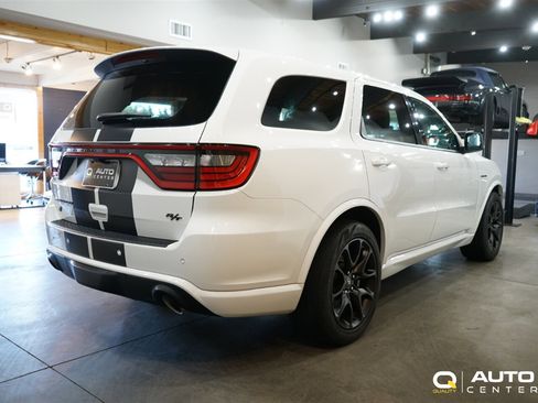 Used 2022 Dodge Durango R/T w/ Tow 'N Go Group image 7