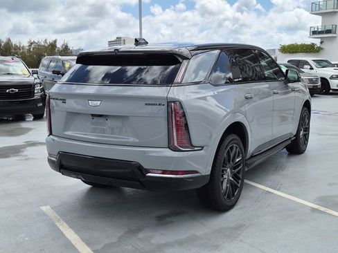 Used 2026 Cadillac Escalade IQ Sport 2 w/ LPO, ONYX Package image 5