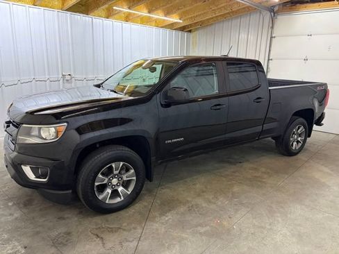 Used 2018 Chevrolet Colorado Z71 AWD/4WD image 4