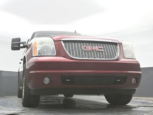 Used 2010 GMC Yukon XL SLT AWD/4WD image 42