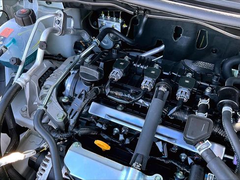 New 2025 Nissan Versa S image 17