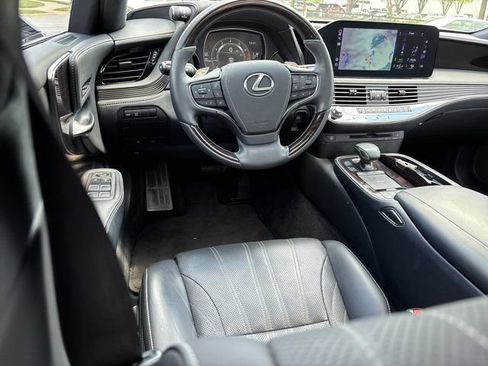 Used 2021 Lexus LS 500 w/ Interior Upgrade Package RWD image 16