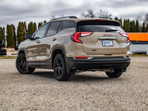 Used 2022 GMC Terrain AT4 w/ Infotainment Package II image 8