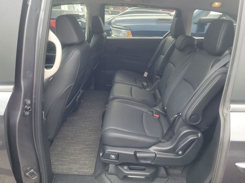 Used 2025 Honda Odyssey EX-L image 13