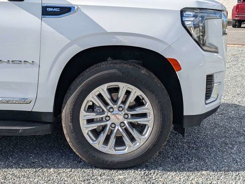 Used 2024 GMC Yukon SLT RWD image 12