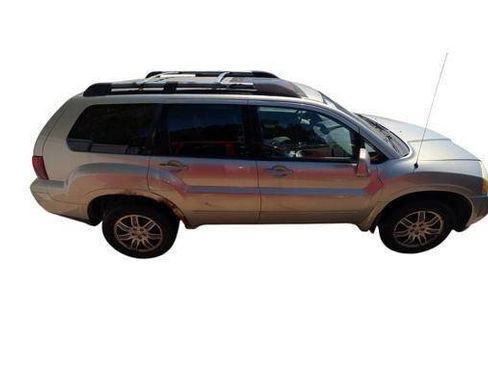 Used 2006 Mitsubishi Endeavor Limited AWD/4WD image 7