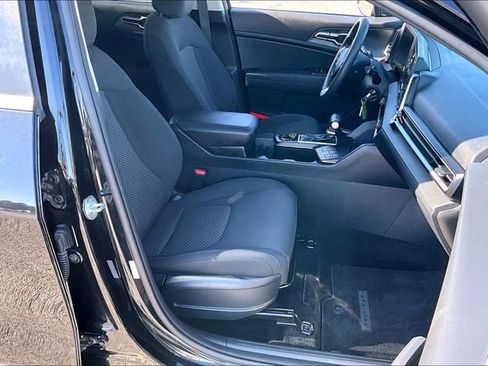 Used 2024 Kia Sportage LX image 26