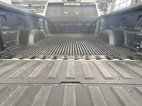 Used 2023 GMC Sierra 1500 SLE AWD/4WD image 27