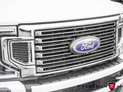 Used 2020 Ford F450 Platinum w/ FX4 Off-Road Package image 19