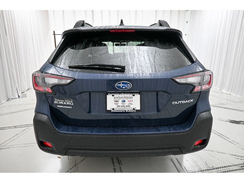 Used 2025 Subaru Outback Premium image 6