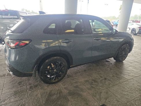 Used 2025 Honda HR-V Sport image 7