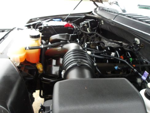 Used 2018 Ford F150 XLT w/ Equipment Group 302A Luxury image 30