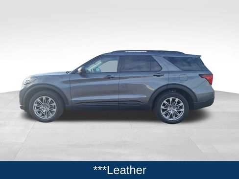 New 2026 Ford Explorer Active w/ Active Comfort Package image 5