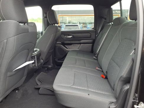 New 2026 RAM 1500 Express AWD/4WD image 15