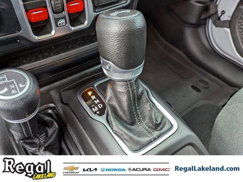 Used 2024 Jeep Wrangler Sport S image 20