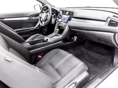 Used 2019 Honda Civic EX image 30