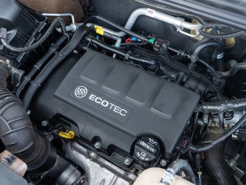 Used 2017 Buick Encore Preferred image 8