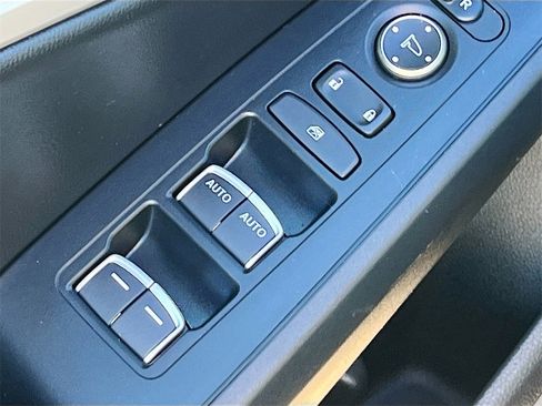 Used 2023 Acura Integra Base image 17