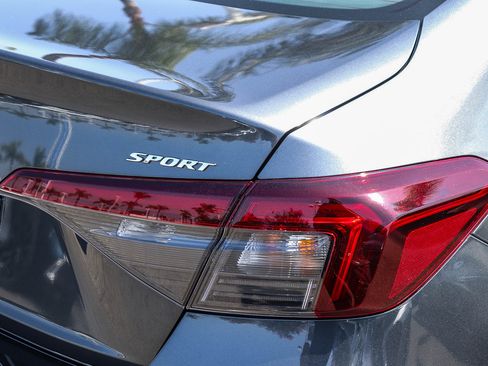 Used 2025 Honda Civic Sport image 8