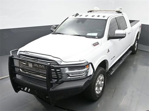 Used 2022 RAM 2500 Laramie w/ Safety Group B image 38