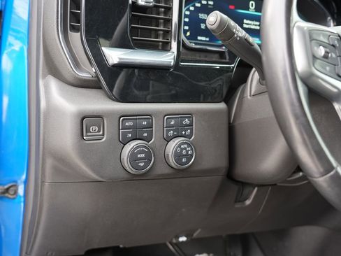 Used 2022 Chevrolet Silverado 1500 LT Trail Boss w/ LT Trail Boss Premium Package image 18