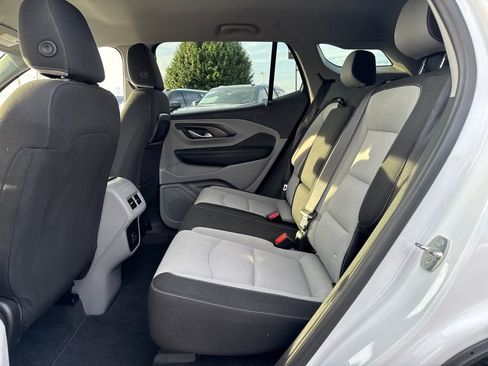 Used 2022 GMC Terrain SLE FWD image 14