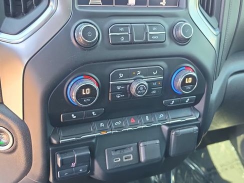 Used 2020 Chevrolet Silverado 1500 LT w/ All-Star Edition AWD/4WD image 26