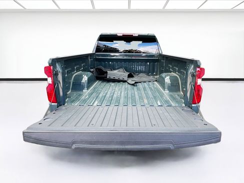 Used 2025 Chevrolet Silverado 1500 LT image 17