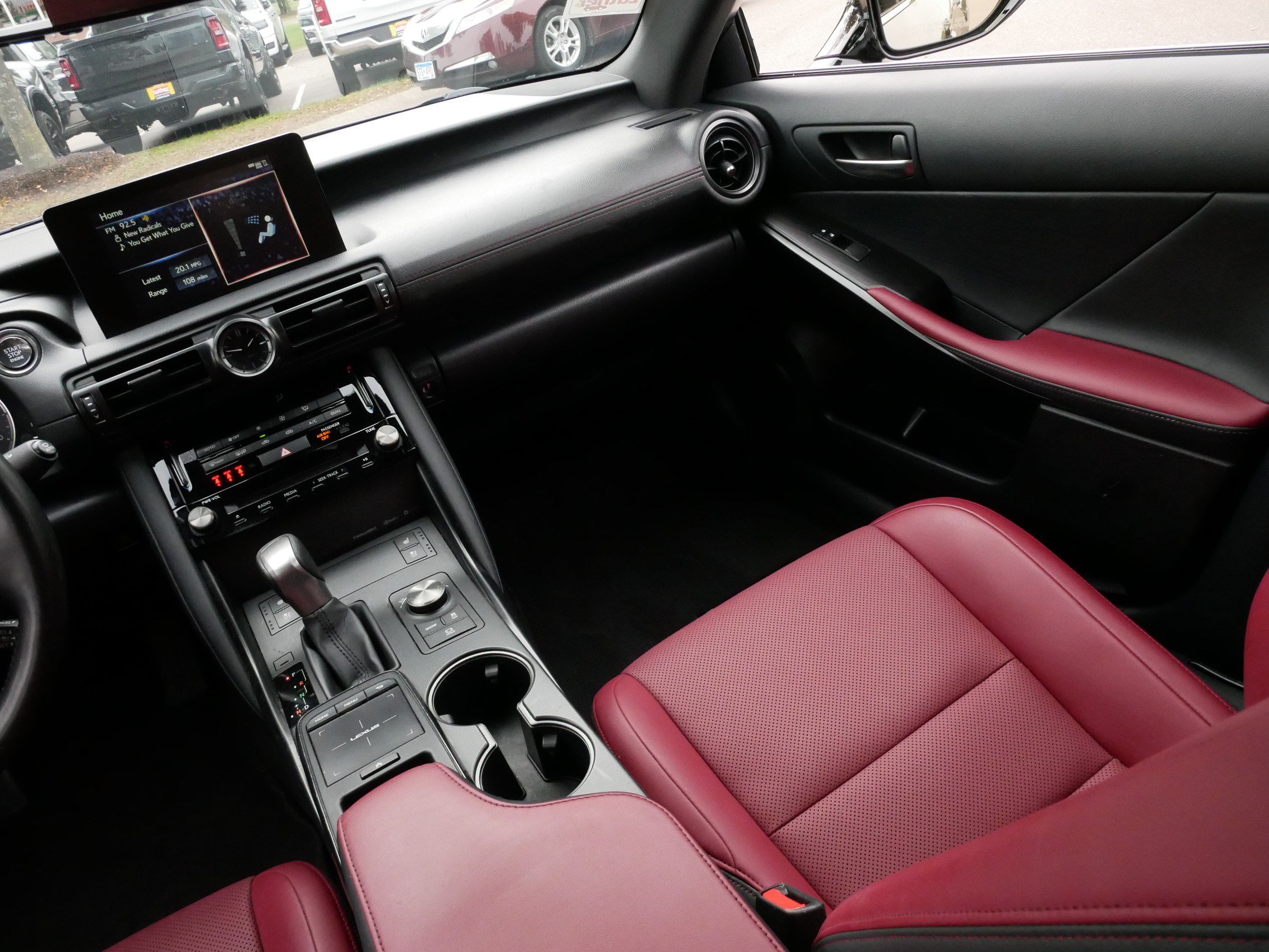 Used 2024 Lexus IS 300 w/ Premium Package RWD image 11