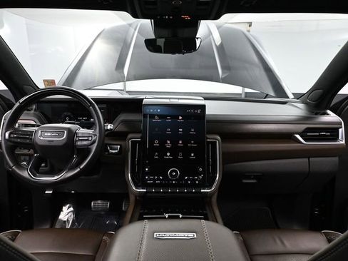 Used 2025 GMC Yukon Denali Ultimate image 34