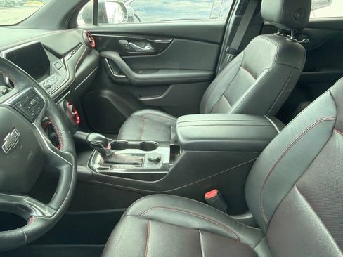 Used 2019 Chevrolet Blazer RS w/ Sun and Wheels Package FWD image 6