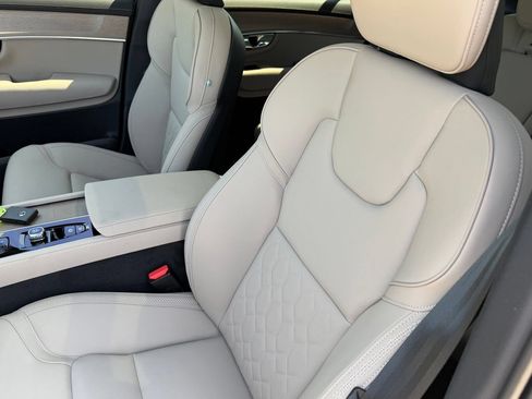 New 2026 Volvo XC90 B5 Core AWD/4WD image 18