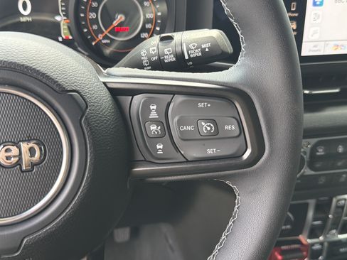 Used 2026 Jeep Wrangler Unlimited Sport AWD/4WD image 30