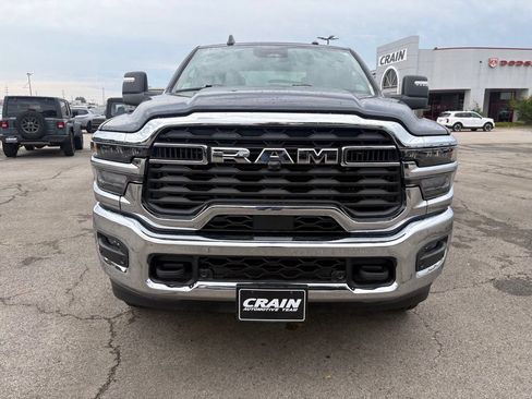 Used 2026 RAM 2500 Big Horn AWD/4WD image 2