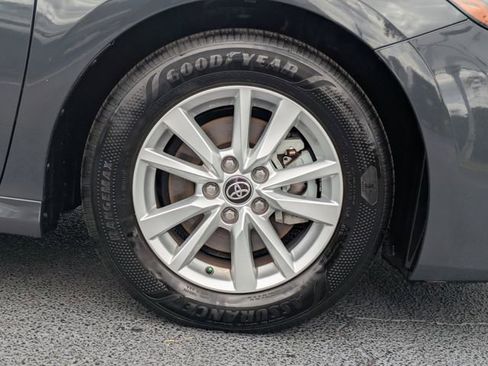 Used 2025 Toyota Camry LE w/ Convenience Package FWD image 11