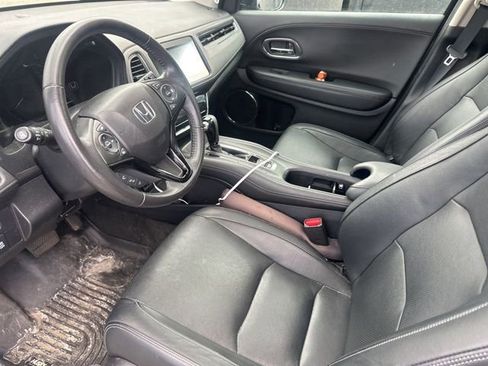 Used 2019 Honda HR-V EX-L image 2
