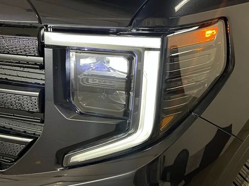 New 2026 GMC Sierra 1500 Elevation image 14