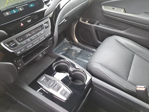 Used 2020 Honda Passport Touring image 23