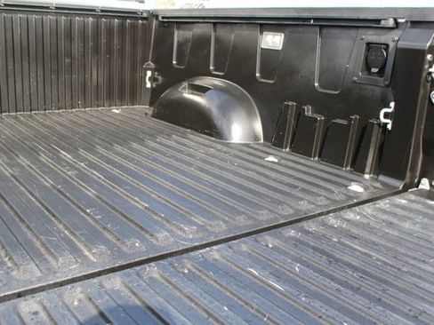 Used 2024 Toyota Tundra Limited w/ TRD Off-Road Package image 9