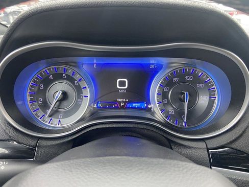 Used 2021 Chrysler 300 S image 16