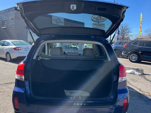 Used 2011 Subaru Outback 3.6R Limited w/ PWR Moonroof Pkg image 22