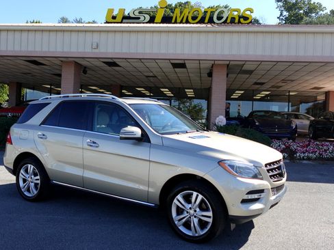 Used 2013 Mercedes-Benz ML 350 4MATIC image 24