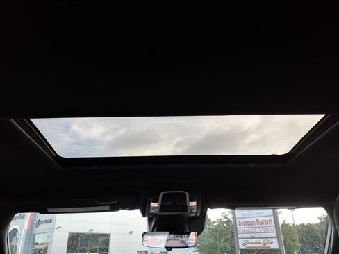 New 2025 RAM 3500 Limited image 17