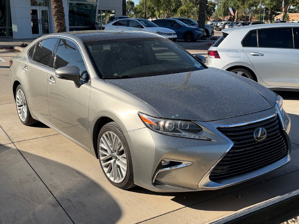 Used 2018 Lexus ES 350 w/ Luxury Package w/Wood Trim FWD image 6