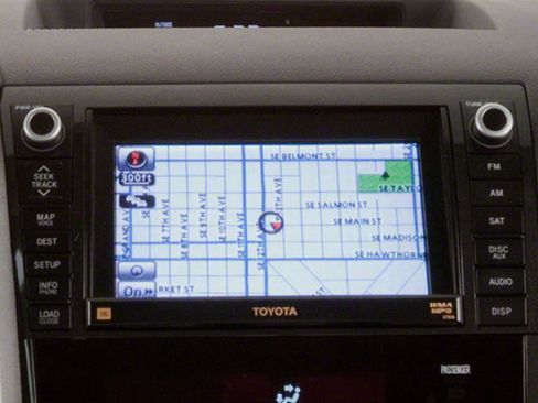 Used 2010 Toyota Tundra 4x4 Double Cab image 10