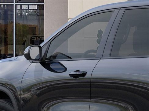 New 2026 GMC Acadia Elevation image 12