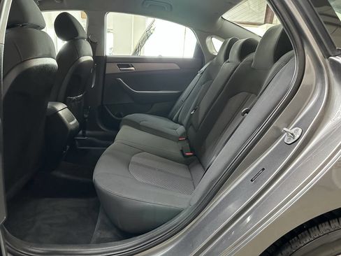 Used 2019 Hyundai Sonata SE image 13