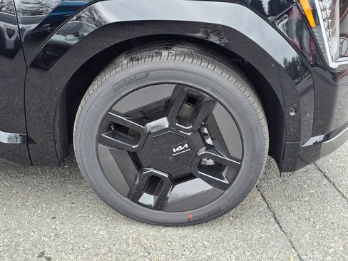 New 2026 Kia EV9 GT-Line image 9