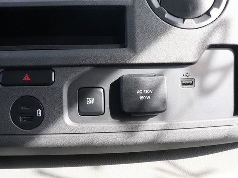 New 2027 Ford E-450 and Econoline 450 Super Duty image 17